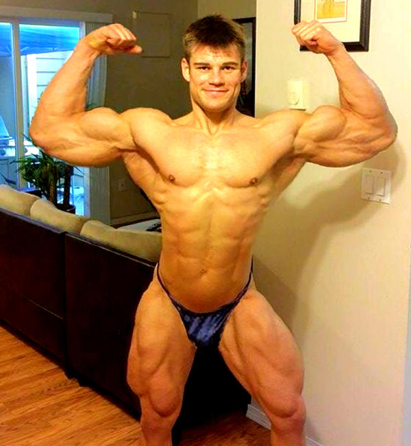 Huge teen bodybuilder